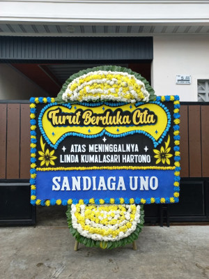 Papan Bunga Duka di Batu Kuwung